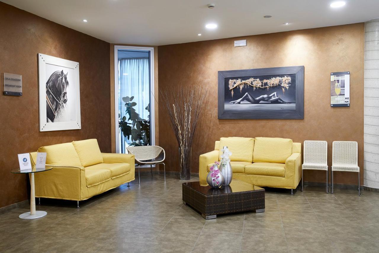 קמראנו Hotel Concorde מראה חיצוני תמונה