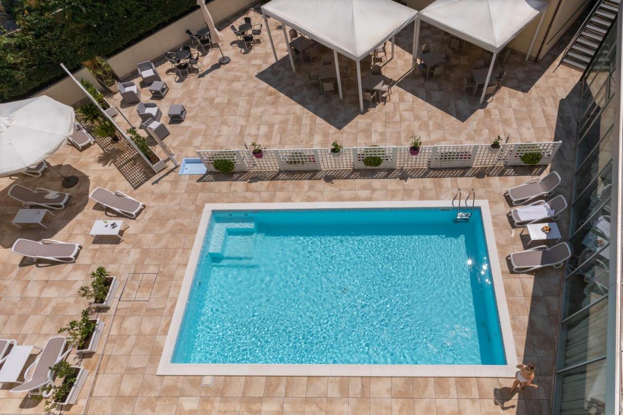 קמראנו Hotel Concorde מראה חיצוני תמונה