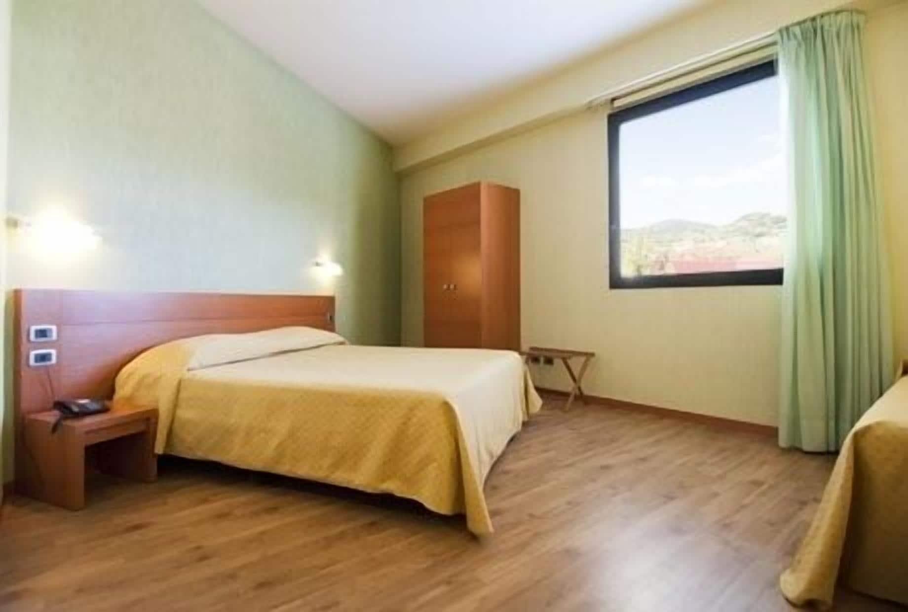 קמראנו Hotel Concorde מראה חיצוני תמונה