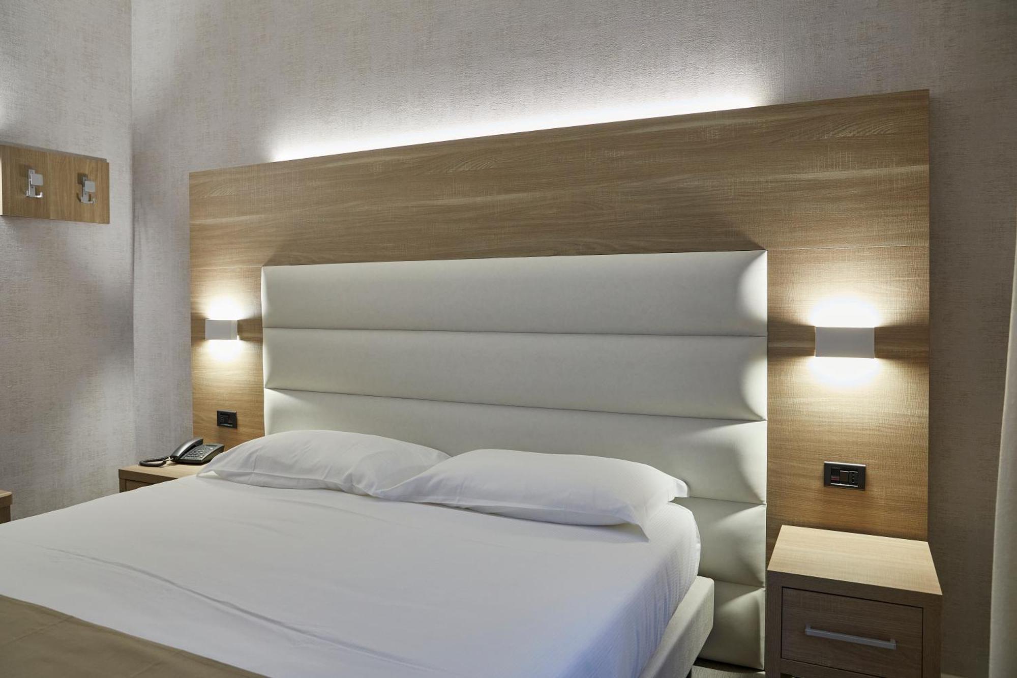 קמראנו Hotel Concorde חדר תמונה