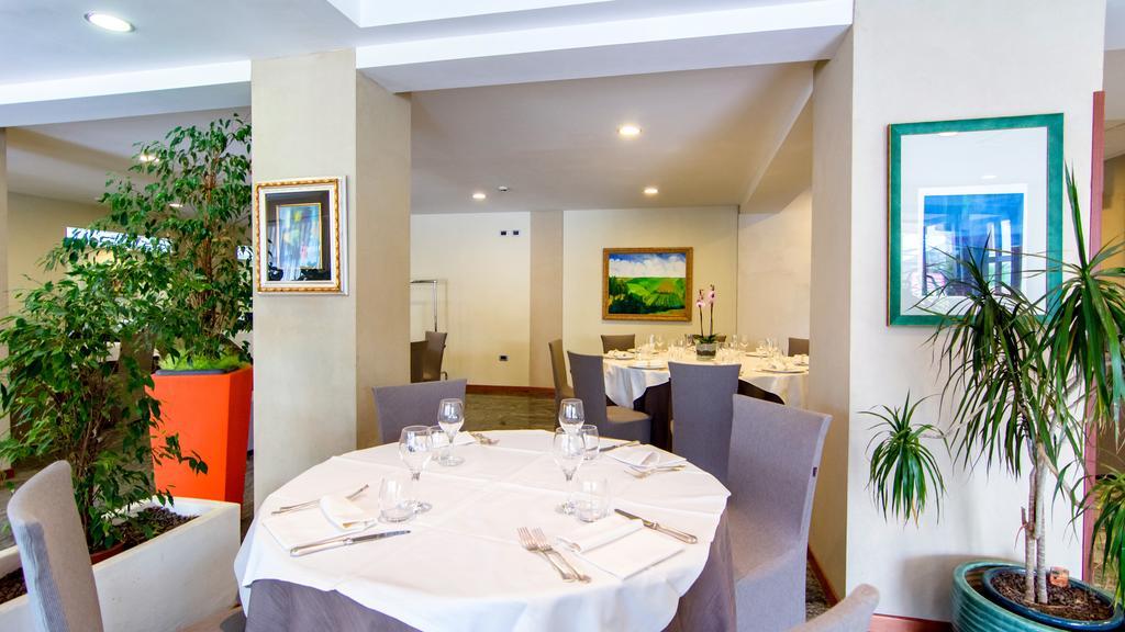 קמראנו Hotel Concorde מראה חיצוני תמונה