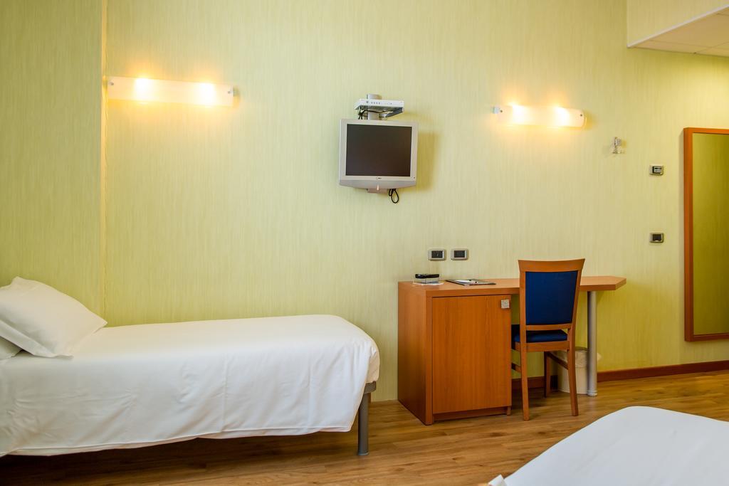 קמראנו Hotel Concorde מראה חיצוני תמונה