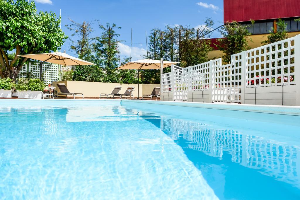 קמראנו Hotel Concorde מראה חיצוני תמונה